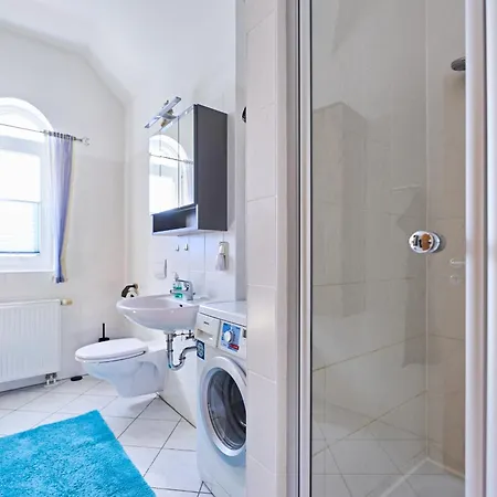 Haus 78, Ahornweg 9 *